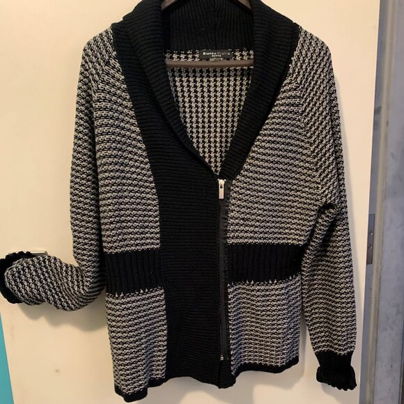 Kate Spade T shirt, black/white stripe, X small, 100% cotton, short sleeve, EUC - Picture 7 of 16